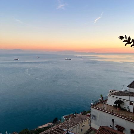 Dimora Carlo III Bed & Breakfast Vietri Екстериор снимка