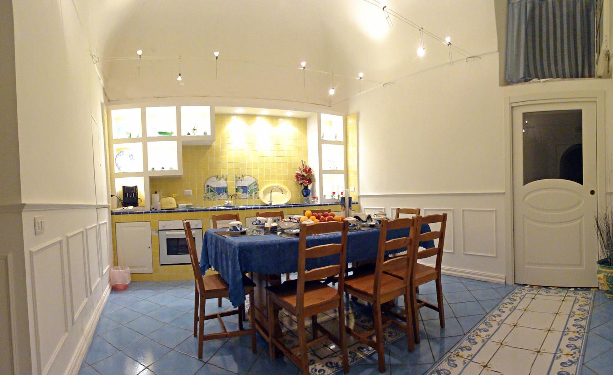 Dimora Carlo III Bed & Breakfast Vietri Екстериор снимка