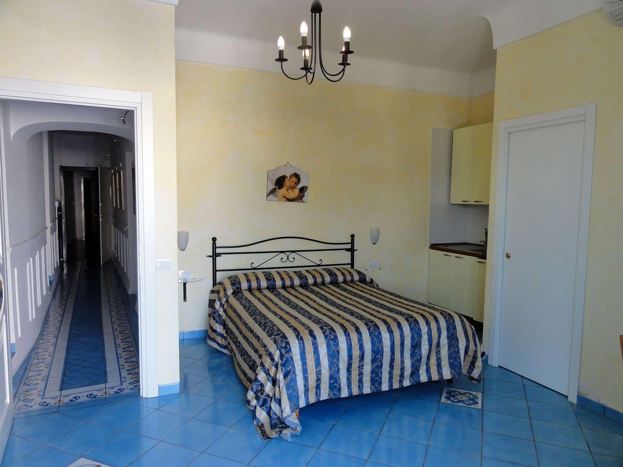 Dimora Carlo III Bed & Breakfast Vietri Екстериор снимка