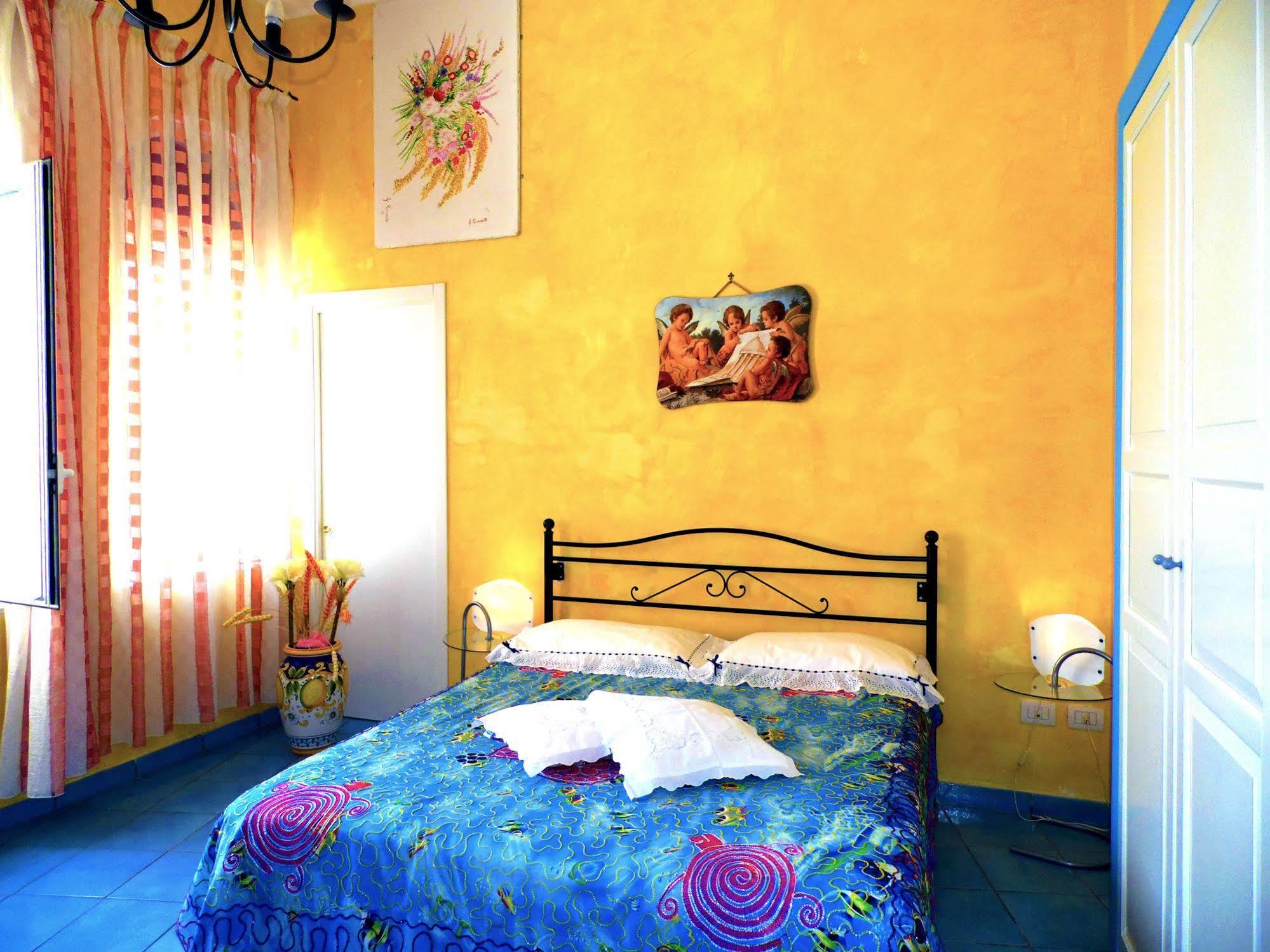 Dimora Carlo III Bed & Breakfast Vietri Екстериор снимка